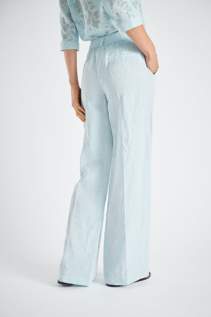 Lichtblauwe linnen broek met lichte bootcut