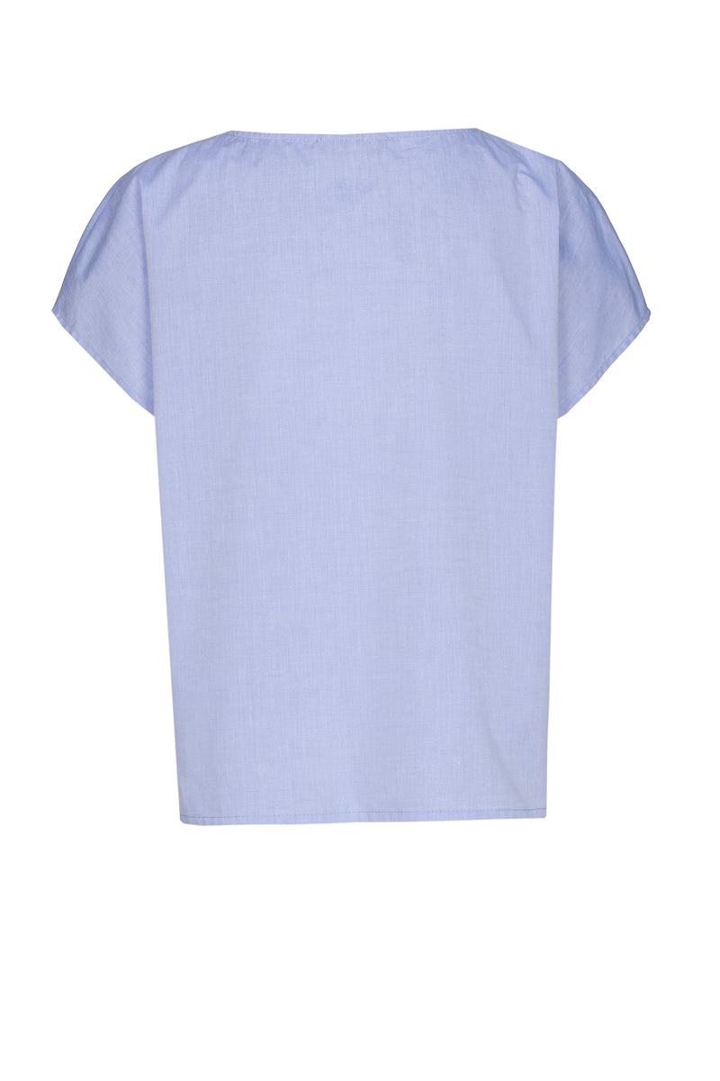 Wide shirt with flower print