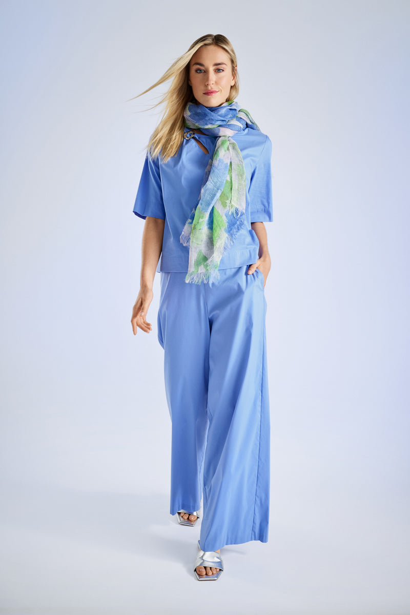 Linnen sjaal met bloemen in blauw en groen