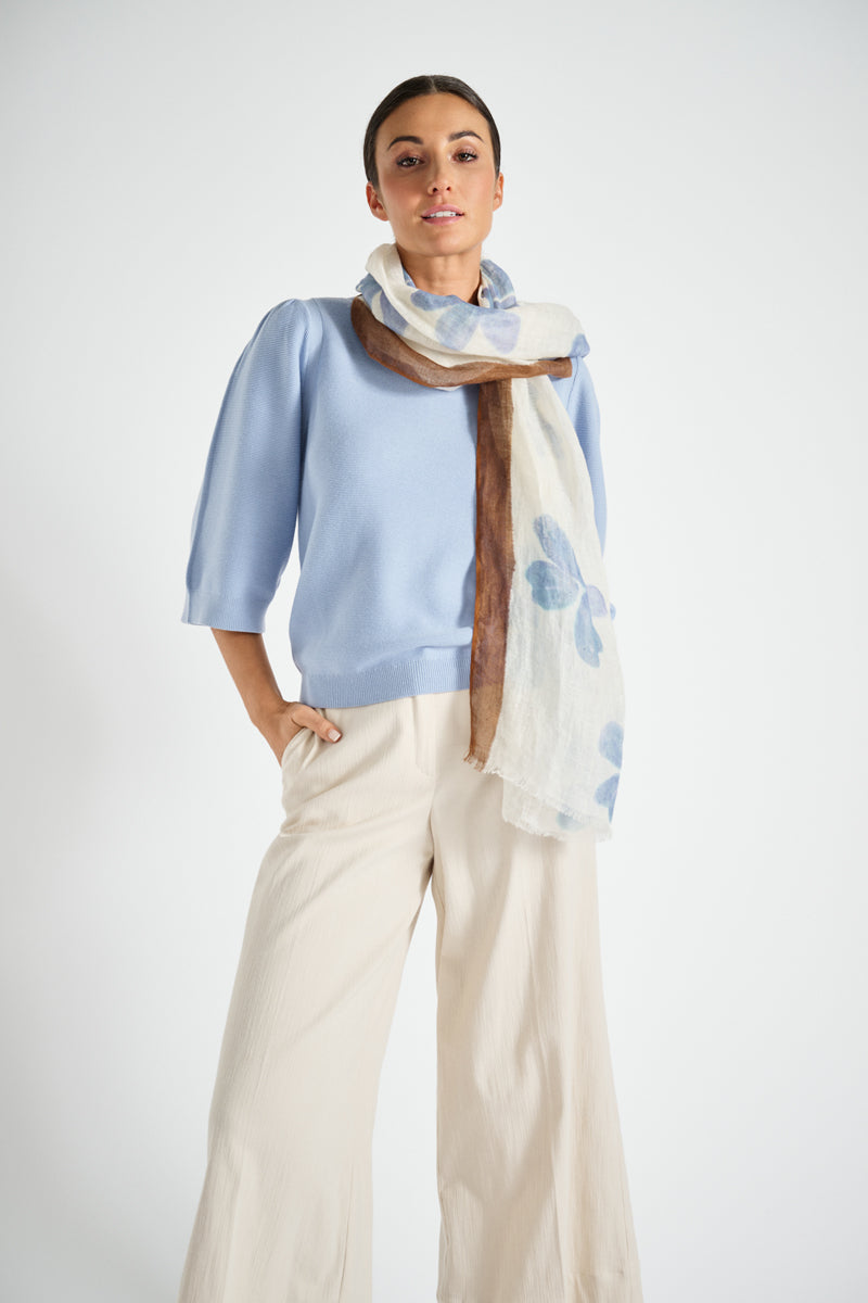 Flowered linnen scarf