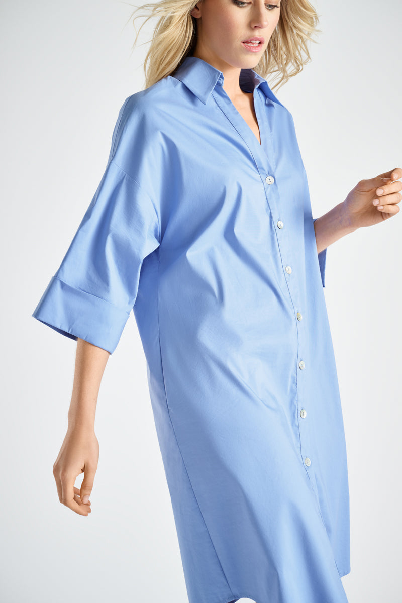 Blauwe katoenen hemdsjurk