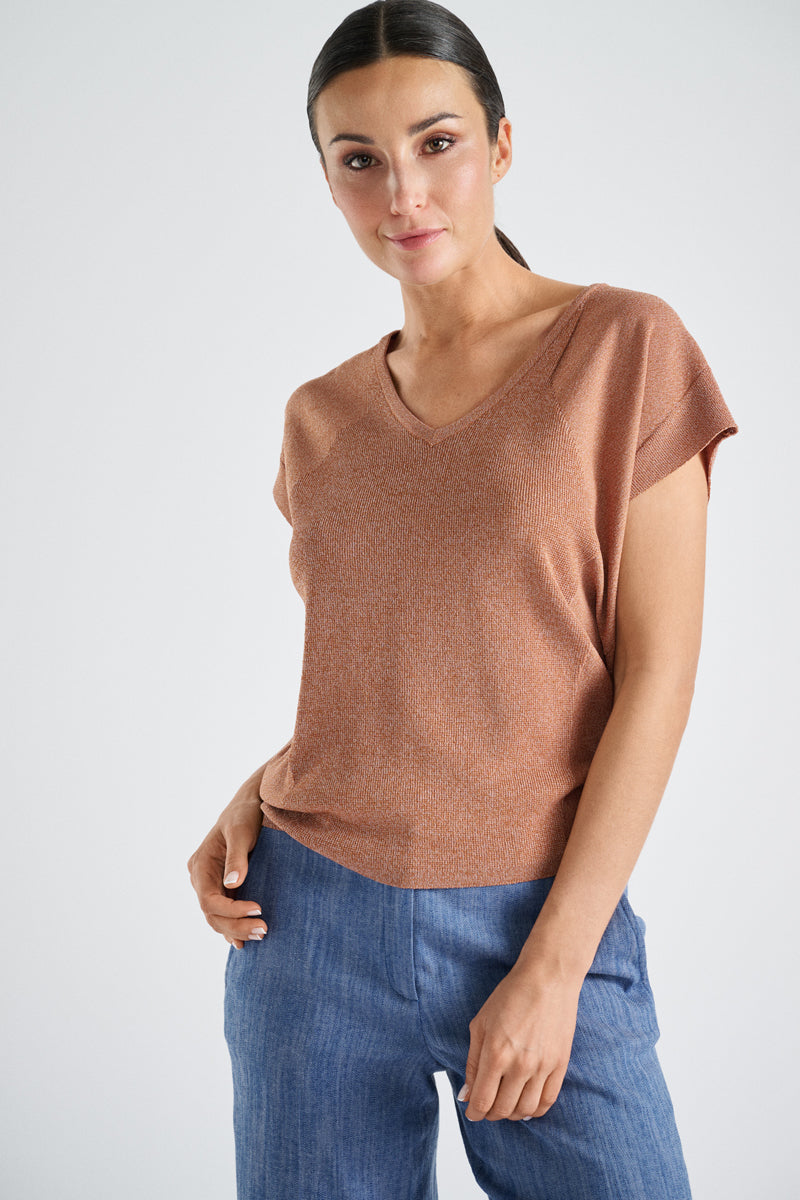 Wide v-neck top cognac