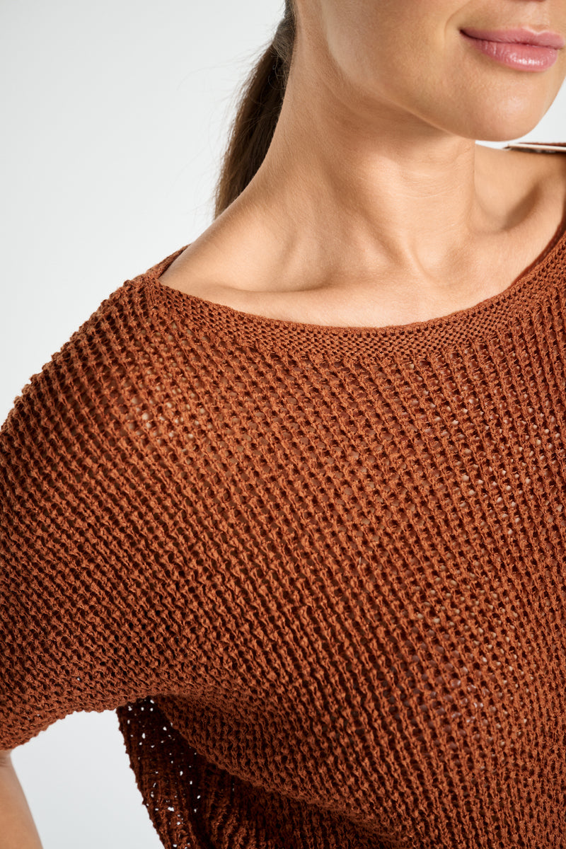 Cognac crochet sweater with short sleeve