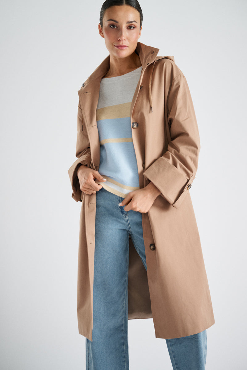 Long camel-coloured lined coat with hood and belt