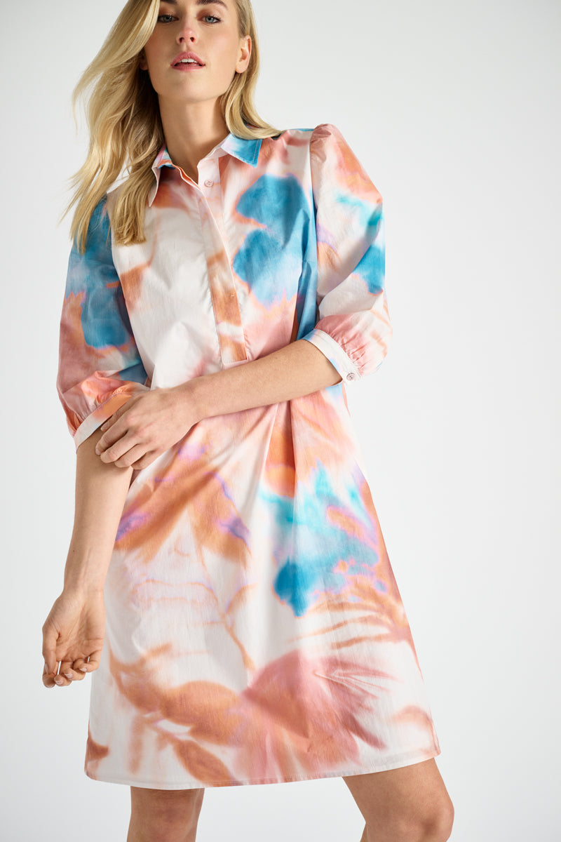 Roze kleedje met blauwe print
