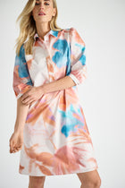 Roze kleedje met blauwe print