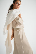 Lange zijden beige dégradé sjaal