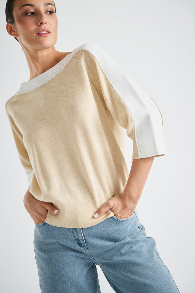 Two-tone jumper in beige and white