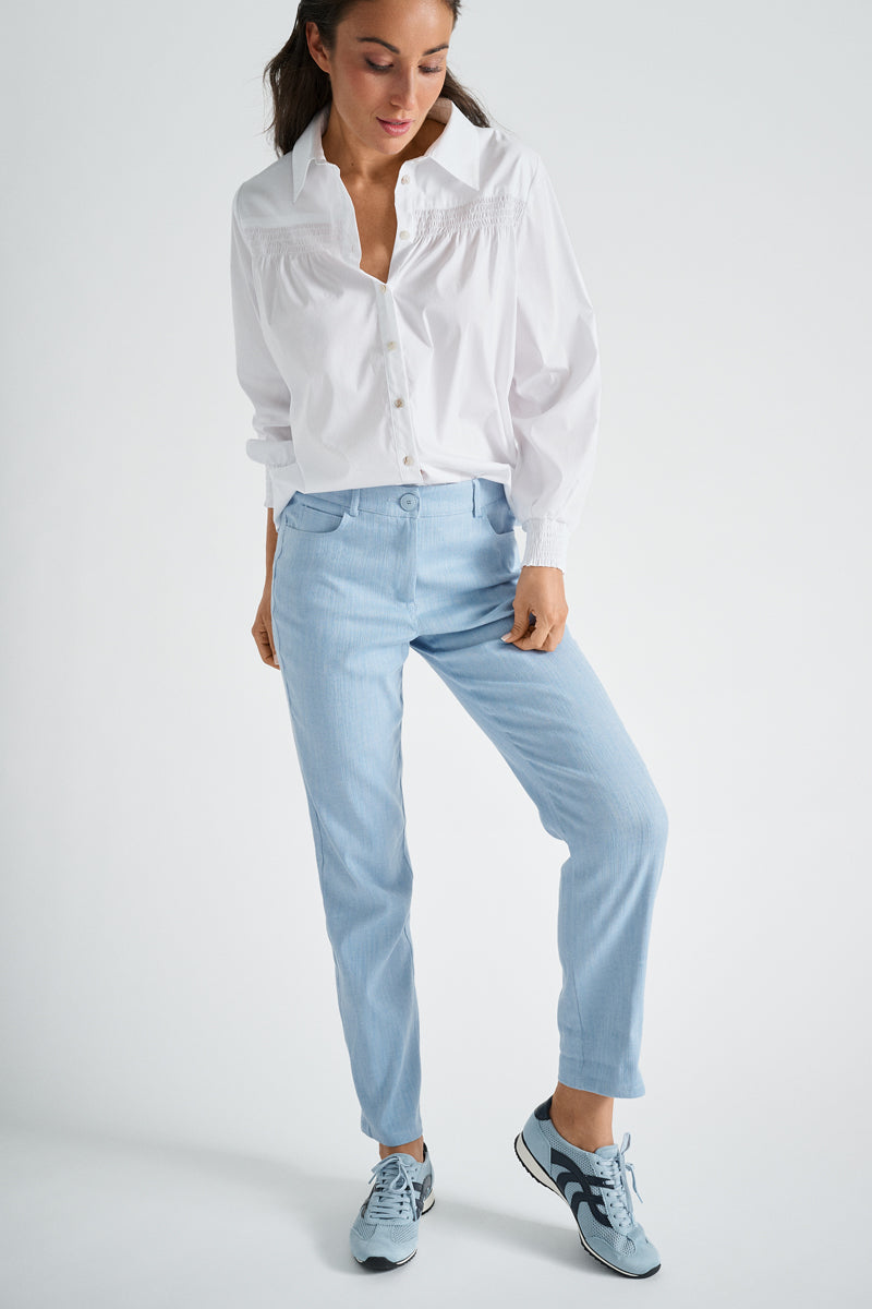 Jeansblauwe broek in katoenmix in slim fit