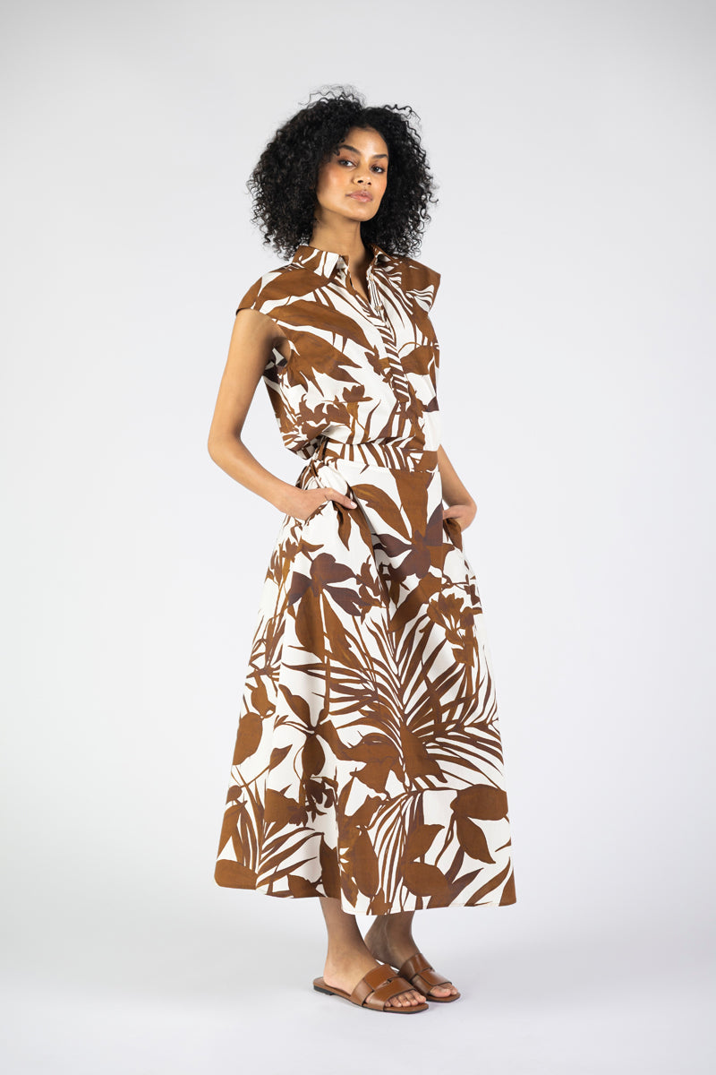 Sleeveless shirt-top tropical print