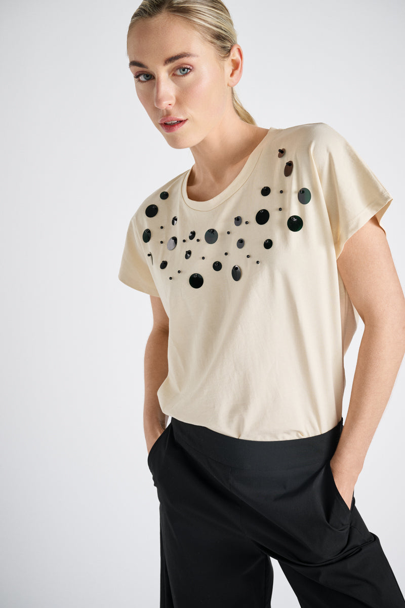 T-shirt met geborduurde parels