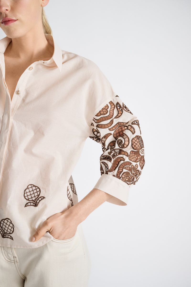 Losse bloes met tropische print in katoen