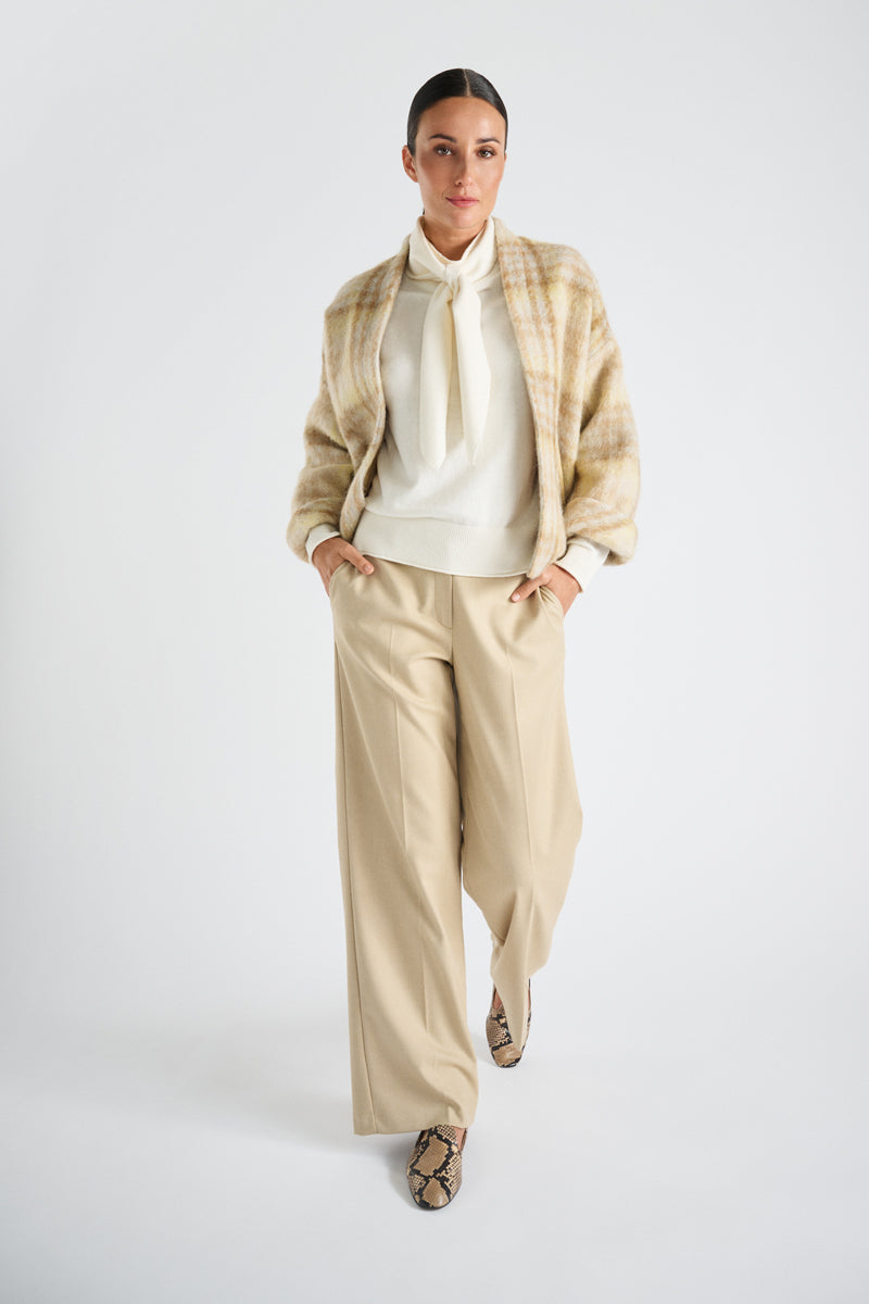 Pantalon long beige droit à poches