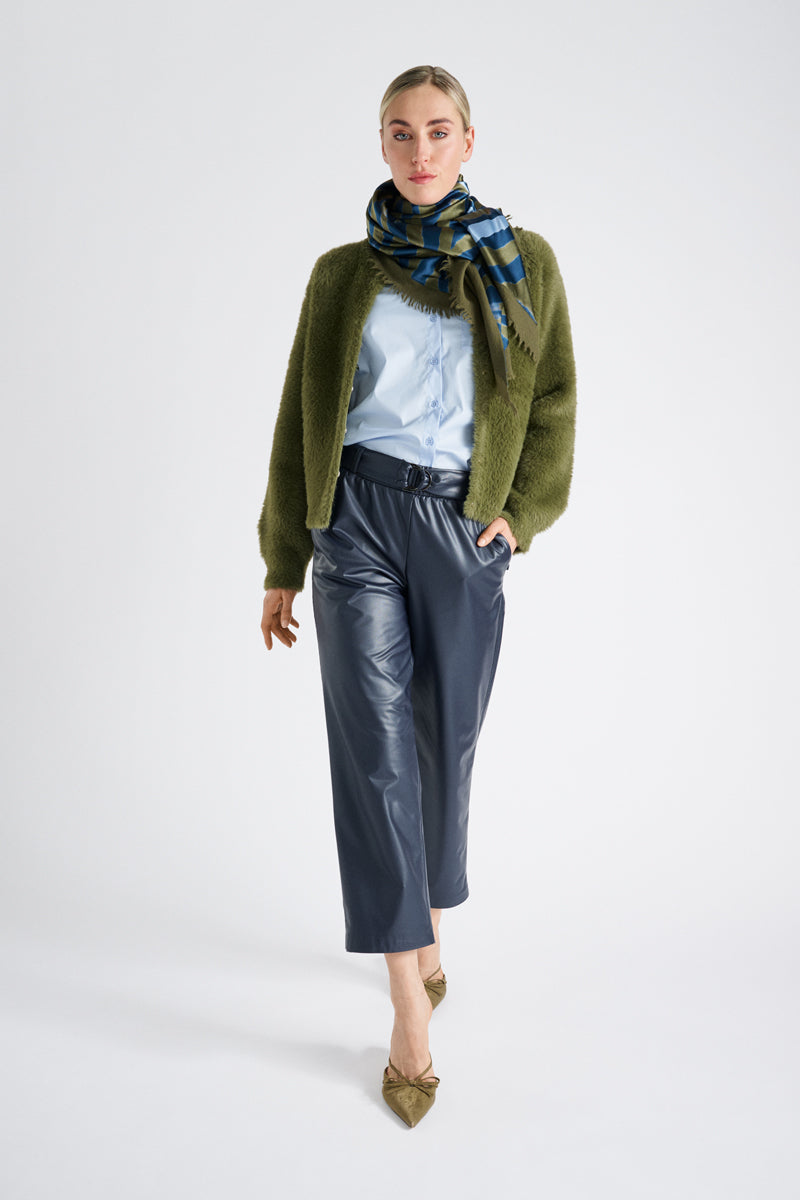 Short, wide and belted faux leather pants