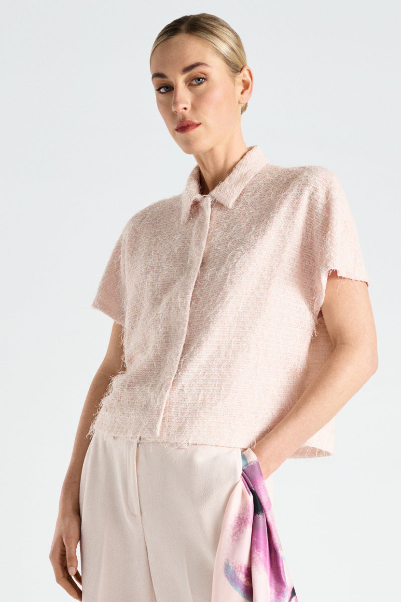 Hairy shiny cream shirt jacket with short sleeve