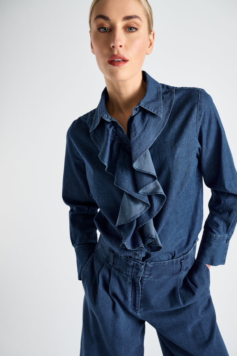 Chemisier en denim avec col chemise et volants