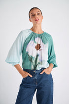 Bedrukte soepele bloes met bloemen