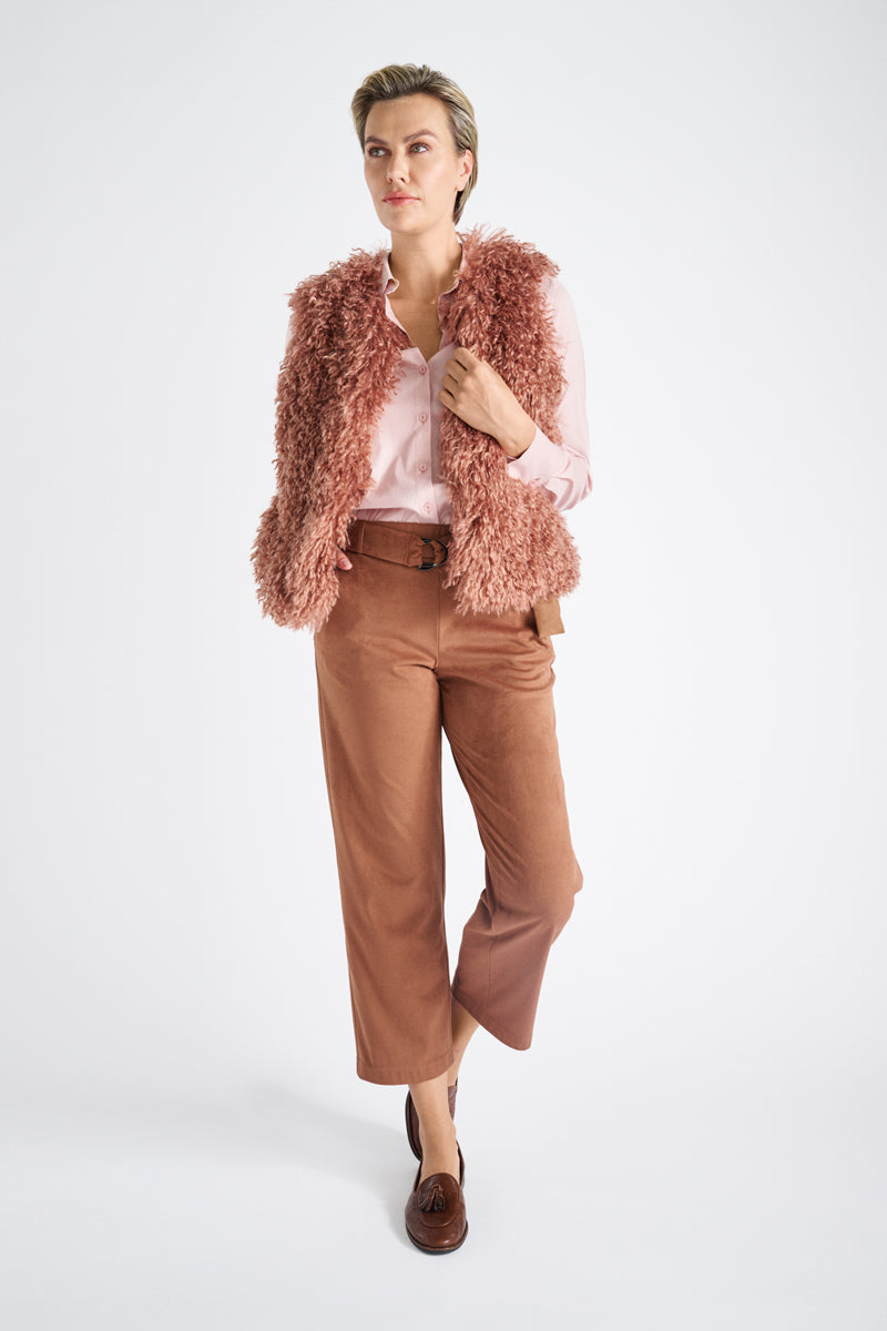 Faux fur waistcoat roze