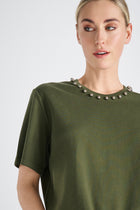 T-shirt boxy kaki avec col trompe-l'oeil 
