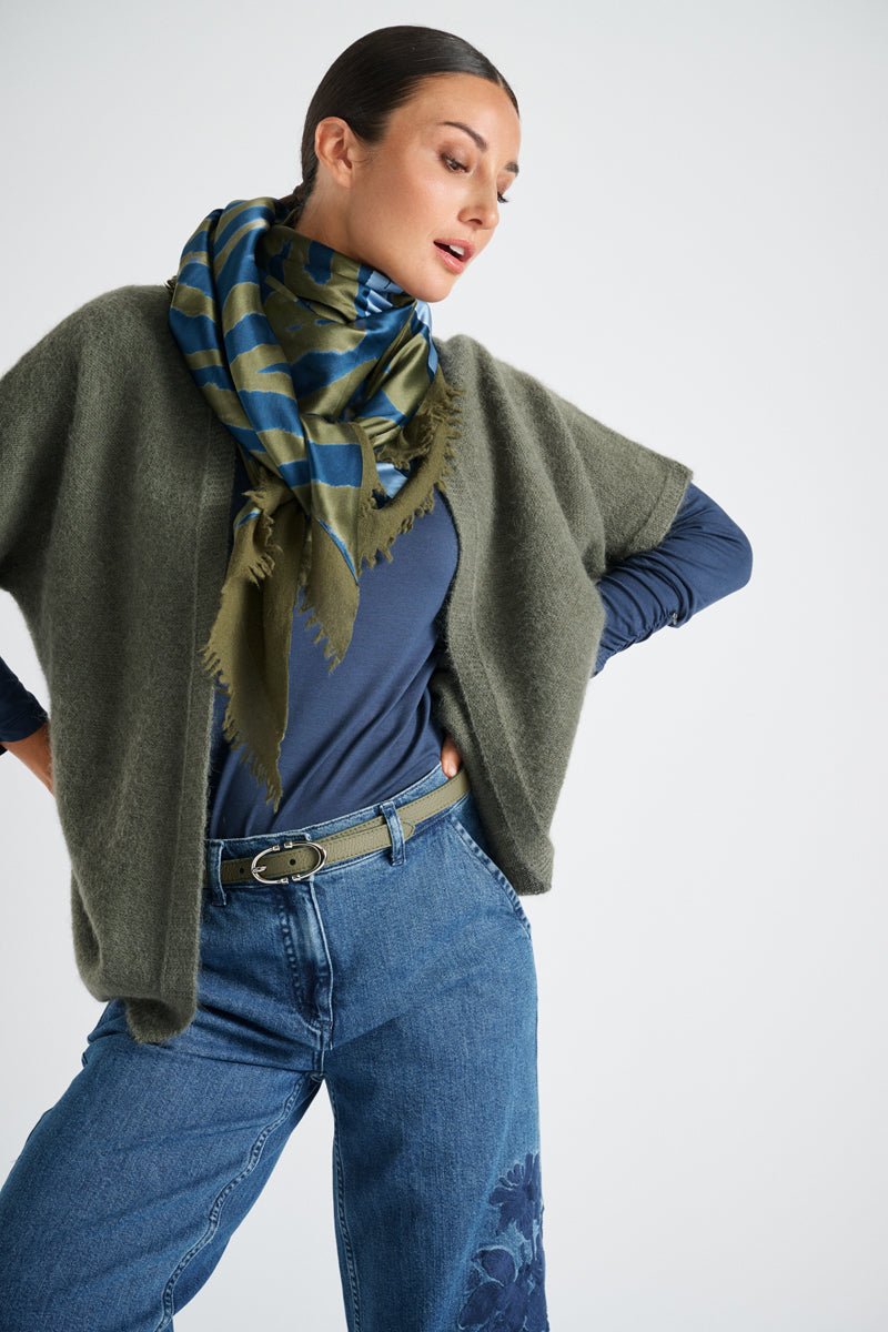 Basic blue roll-neck with gathered sleeve