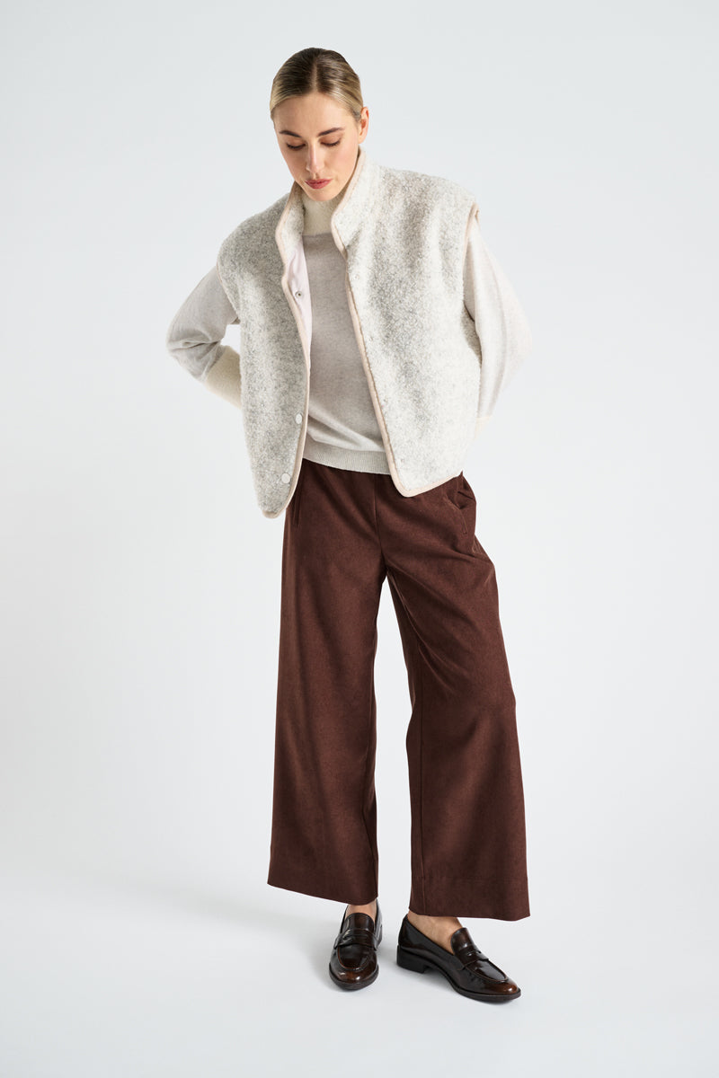 Lightweight, wide-leg trousers in a cotton blend