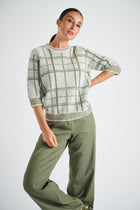 Groene alpaca trui met ruitenpatroon