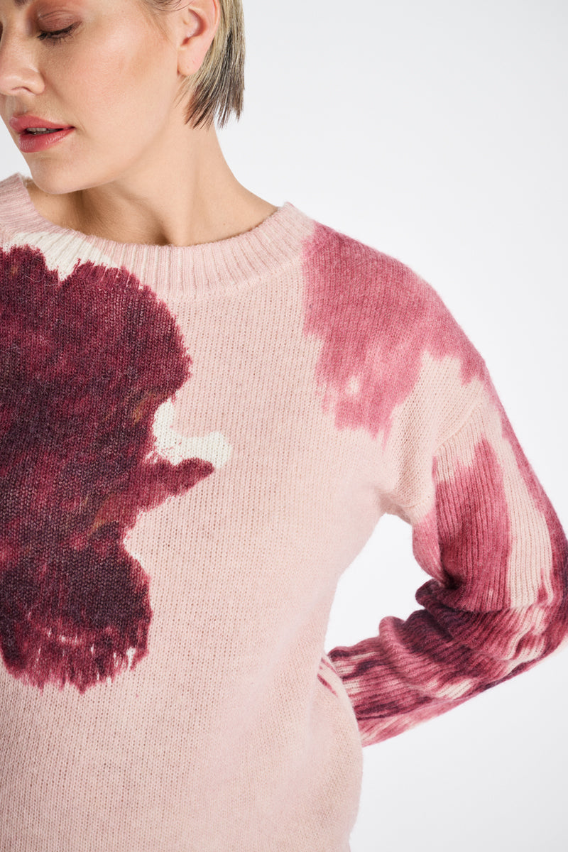 Pull rose doux à col rond avec imprimé floral