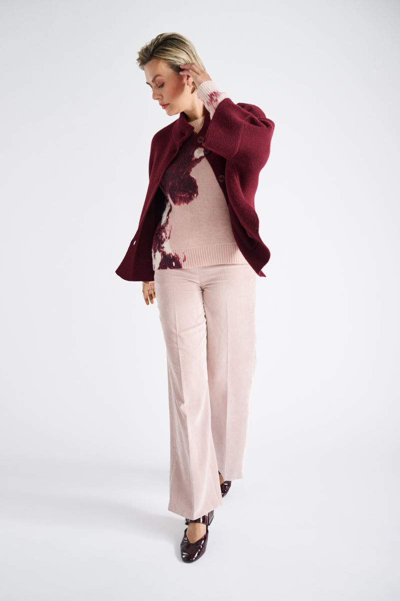 Pull rose doux à col rond avec imprimé floral