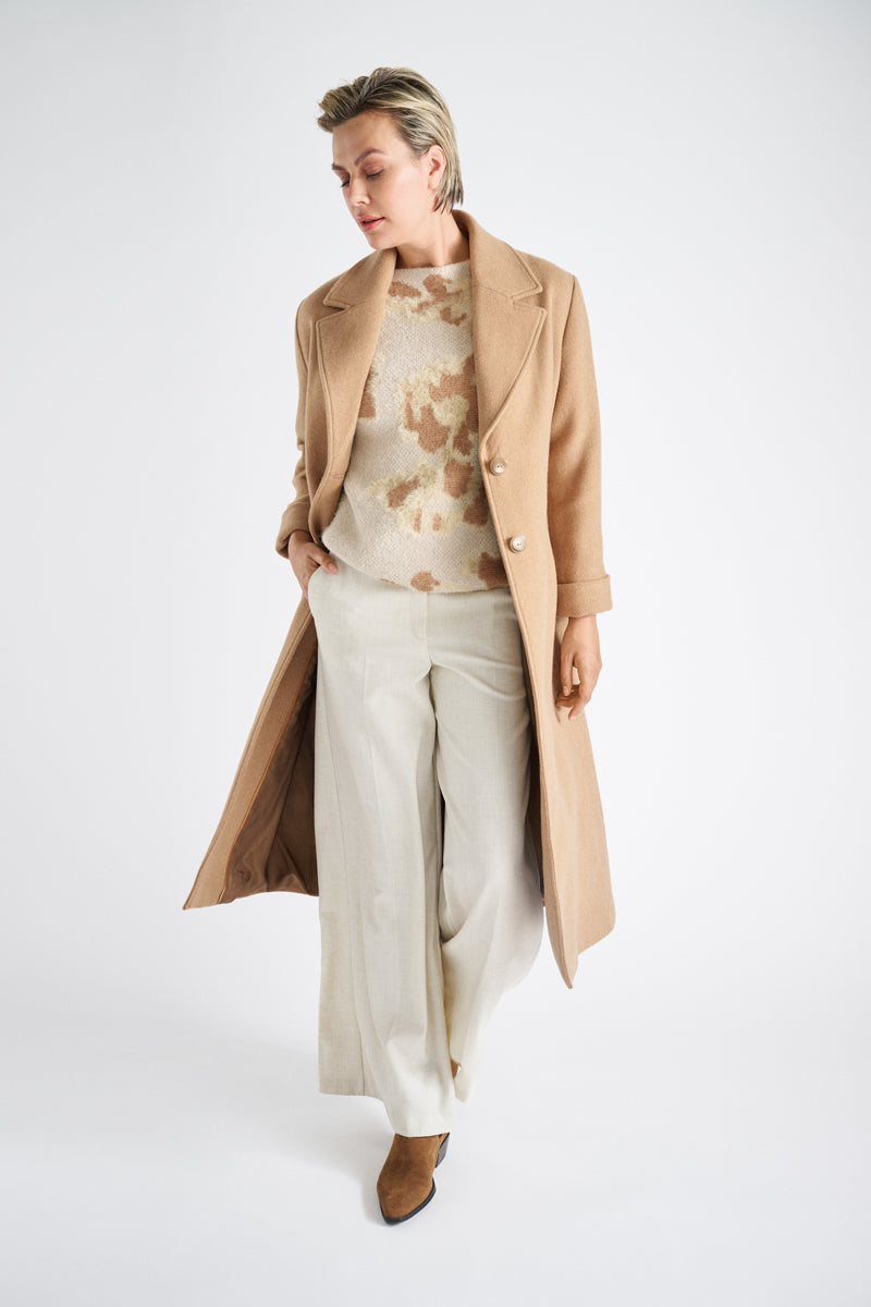 Pull jacquard camel mohair avec col montant
