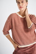 Boxy jacquard trui met boothals