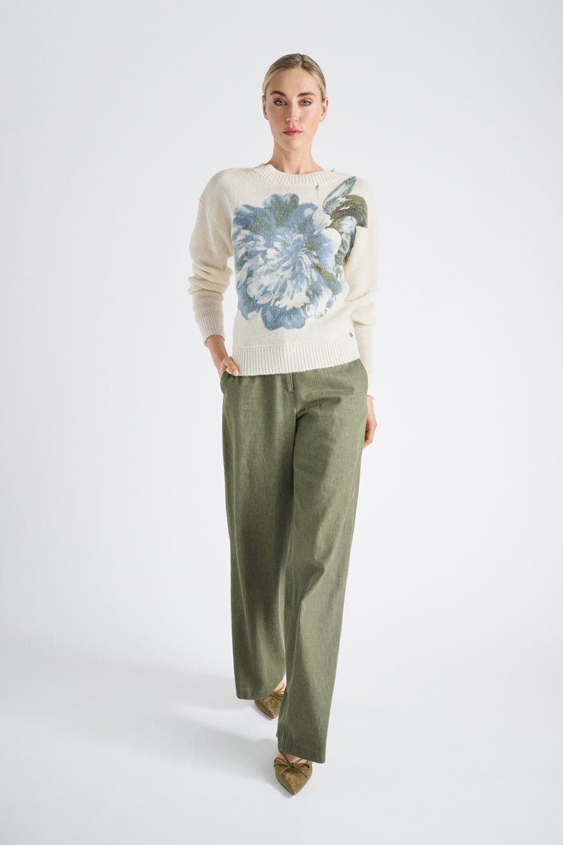 Ecru wol-alpaca trui met bloemenprint