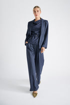 Blauwe blazer met krijtstreep