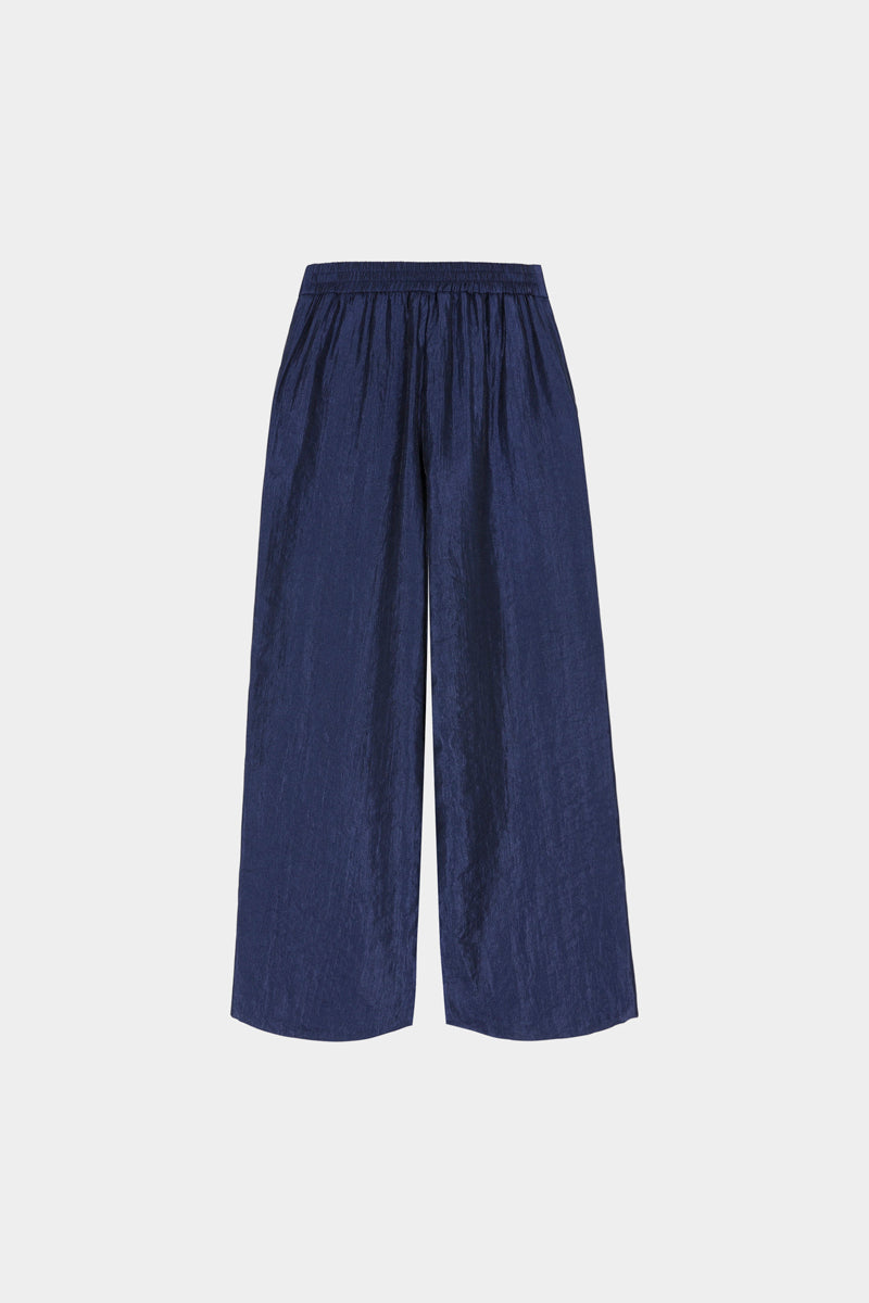 Wide navy trousers with an elasticated waist