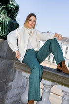 Ecru cape-cardigan met opstaande kraag in wol-alpacamix