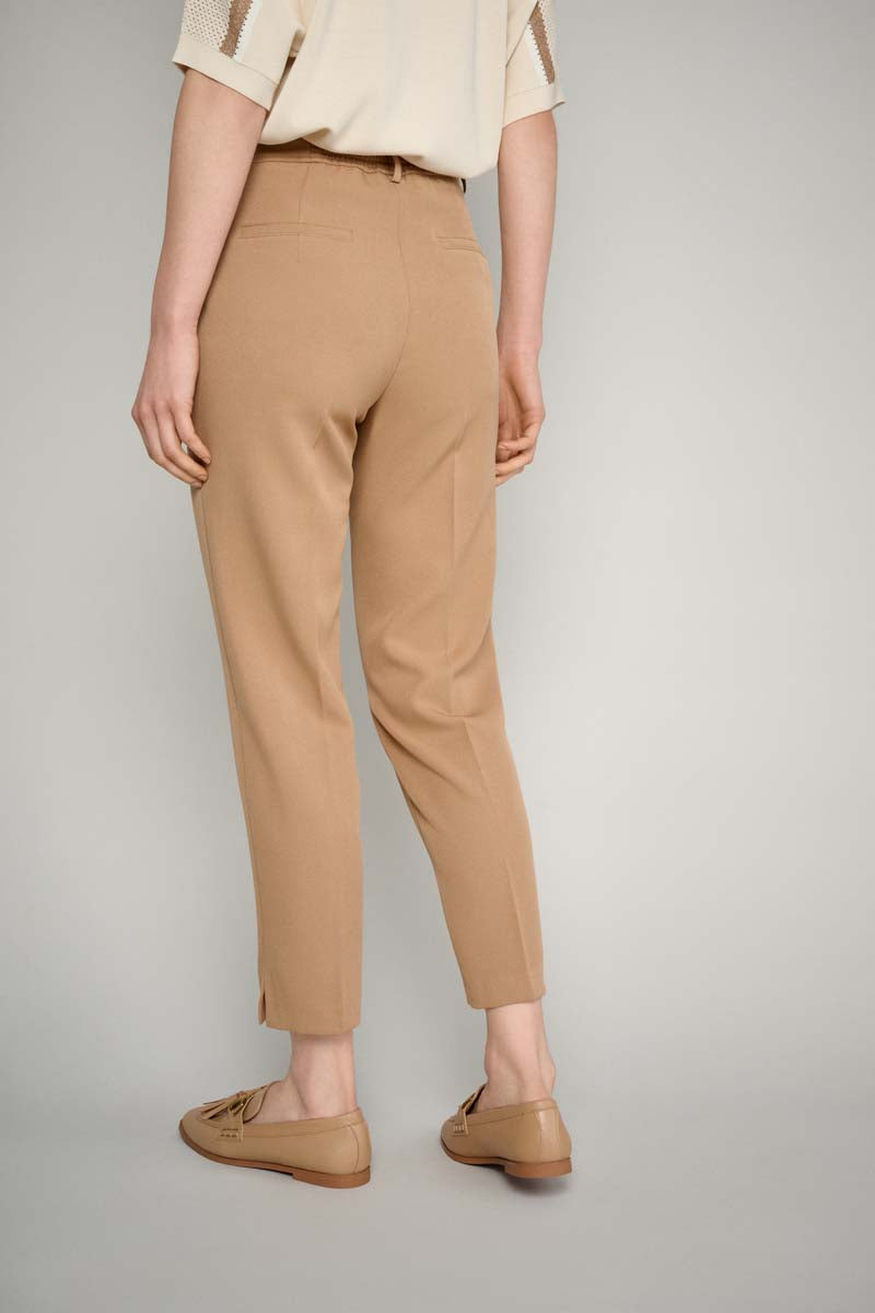 7/8 trousers in camel