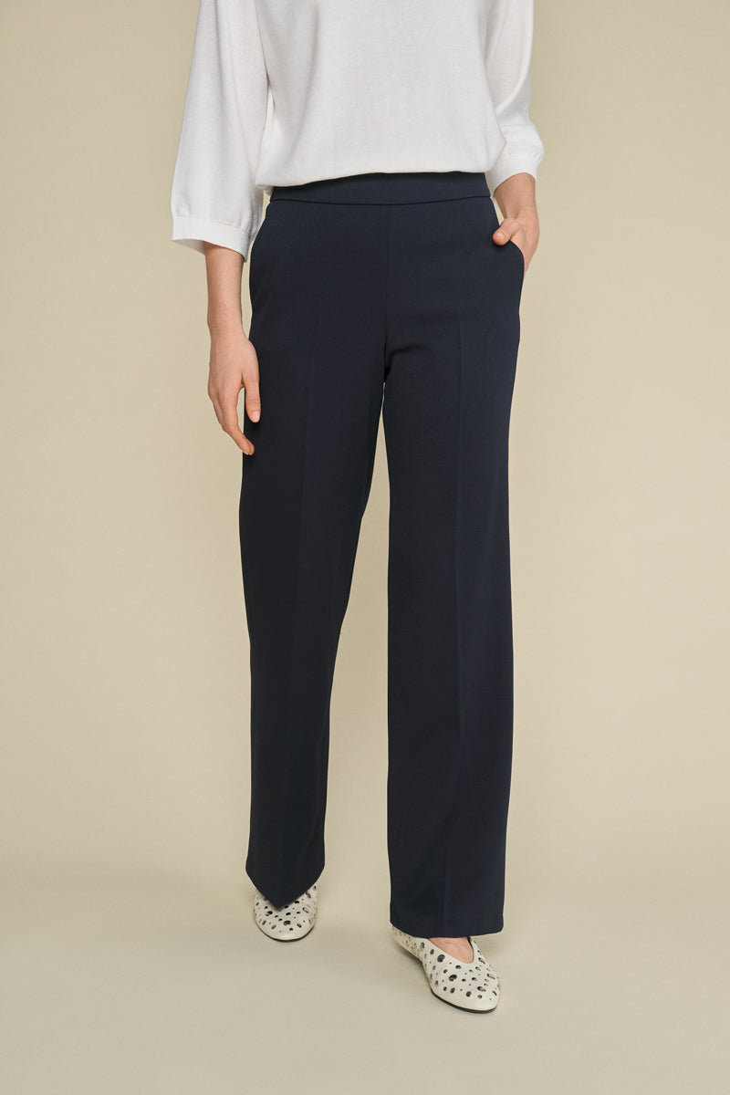 Wide dark blue pants with elastic in the waist